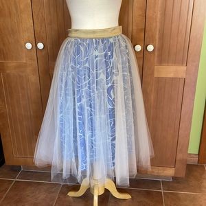 Anthropologie Alexandra Grecco skirt tulle over lavender/violet print size 4